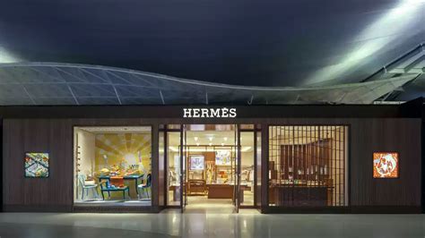 hermes nong prue photos|hermes in bangkok airport.